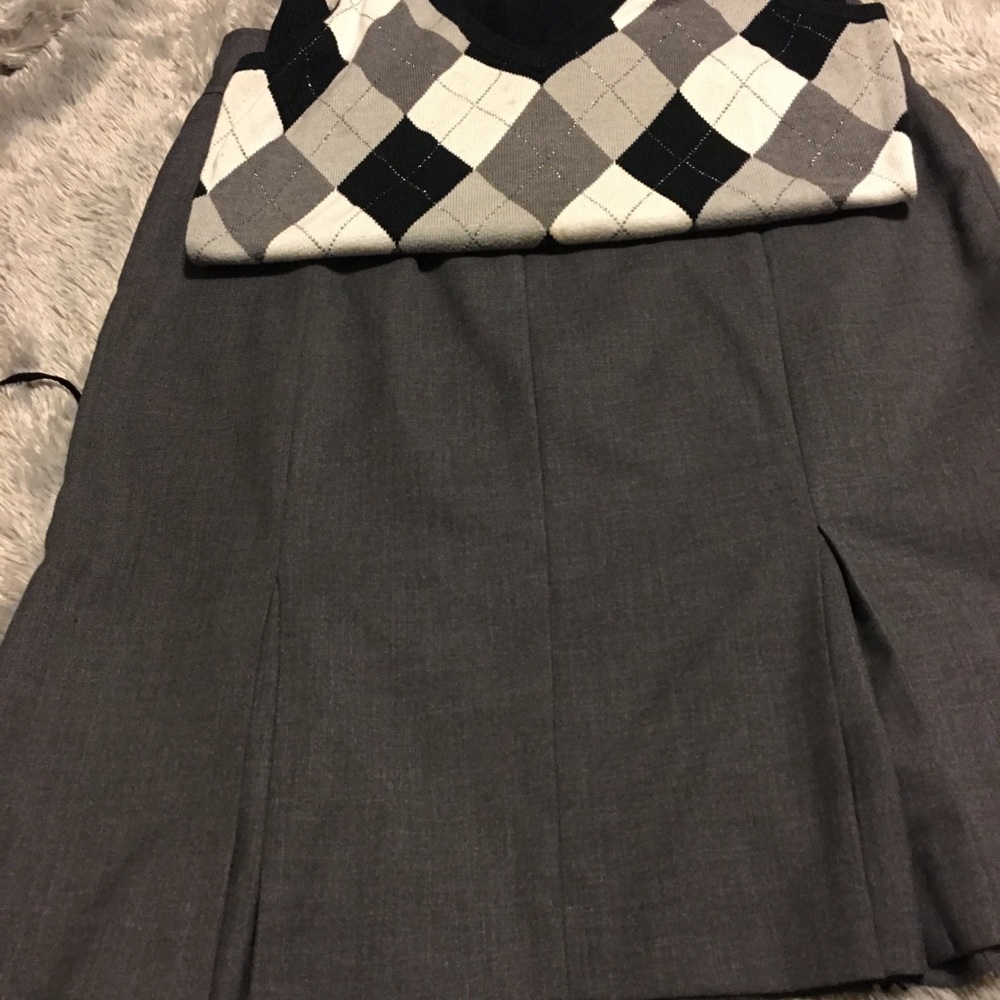 Skirt - Picture 2 of 5